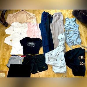 ❌SOLD❌ Xs women’s clothes